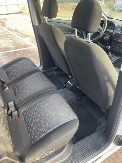 Opel Combo 10