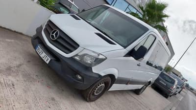 Mercedes Benz Sprinter 2