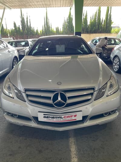 Mercedes Benz E220 CDI 2