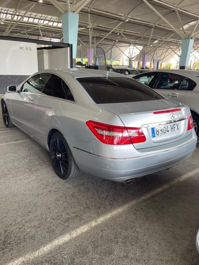 Mercedes Benz E220 CDI 3